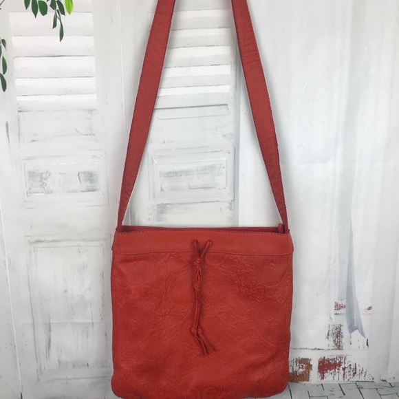 LUCKY BRAND Leather Paisley Crossbody Bag EUC - Picture 2 of 7